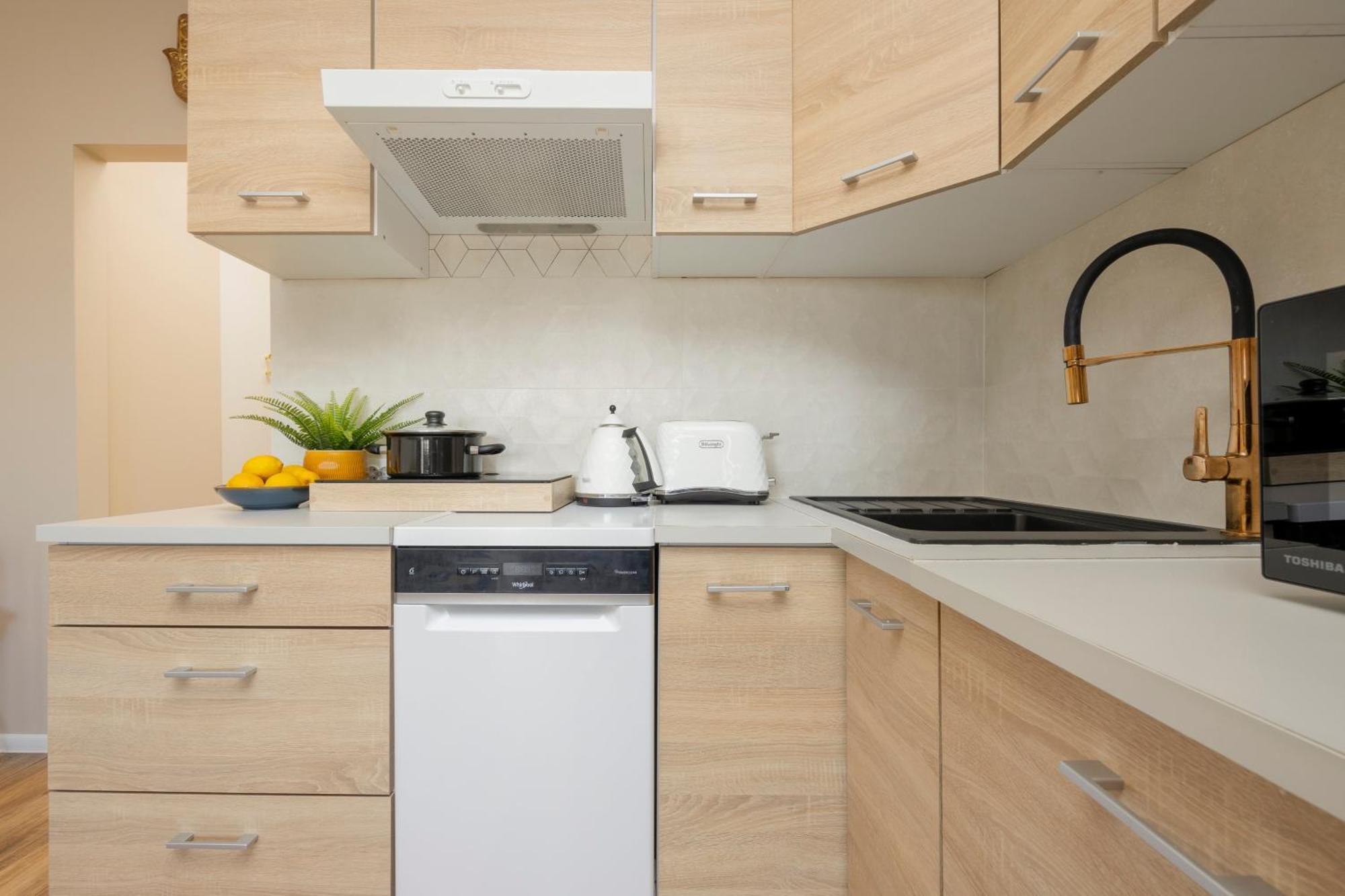 Zoliborz Modern Apartment 8Th Floor By Noclegi Renters 바르샤바 외부 사진